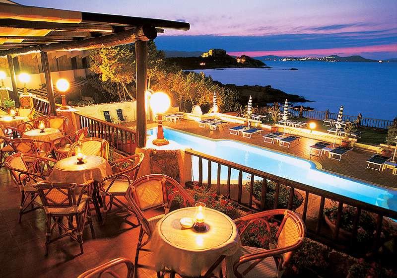 Grand Hotel Smeraldo Beach Байя Сардиния Экстерьер фото